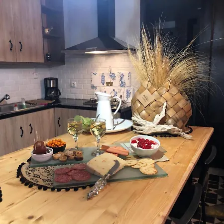 Daire Hospitality In Historical & Mythical Peloponnese 2 Corinth