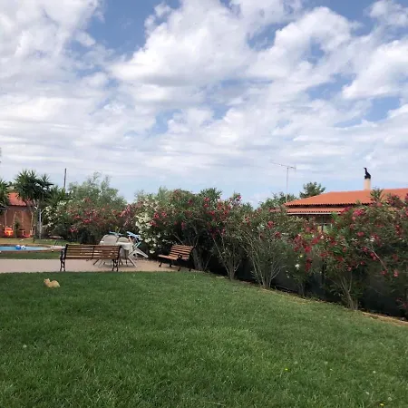 Hospitality In Historical & Mythical Peloponnese 2 *