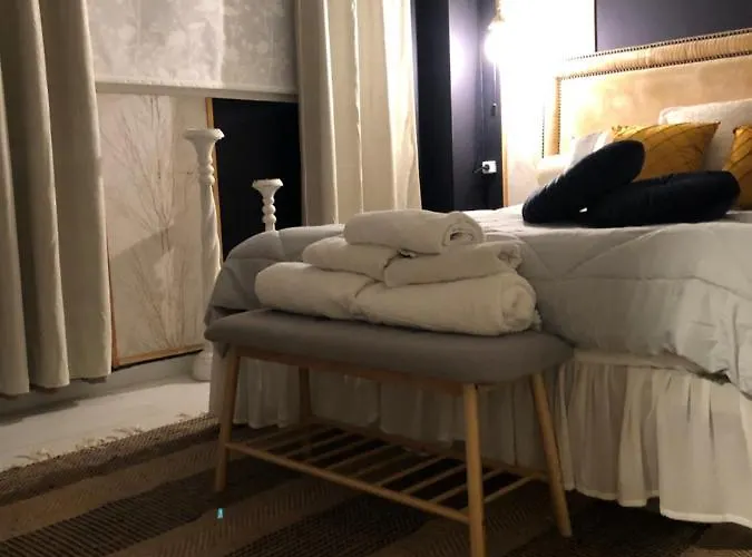 Hospitality In Historical & Mythical Peloponnese 2 Corinth